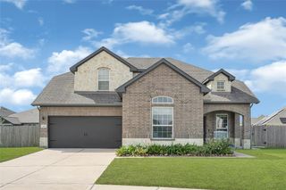 302 Vineyard Court, Alvin, TX 77511