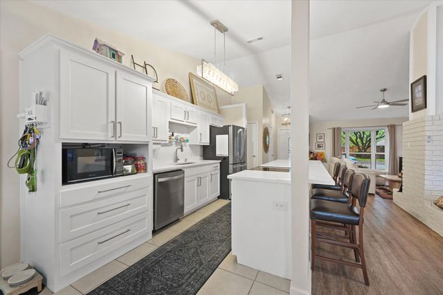 701 Sandy Creek Drive, Allen, TX 75002