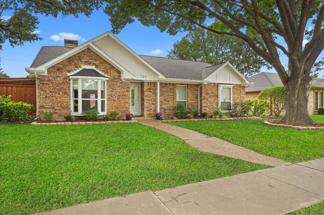 701 Sandy Creek Drive, Allen, TX 75002