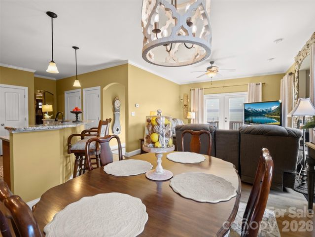 21 Jeff Drive, Asheville, NC 28806