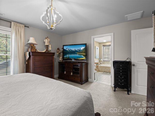 21 Jeff Drive, Asheville, NC 28806