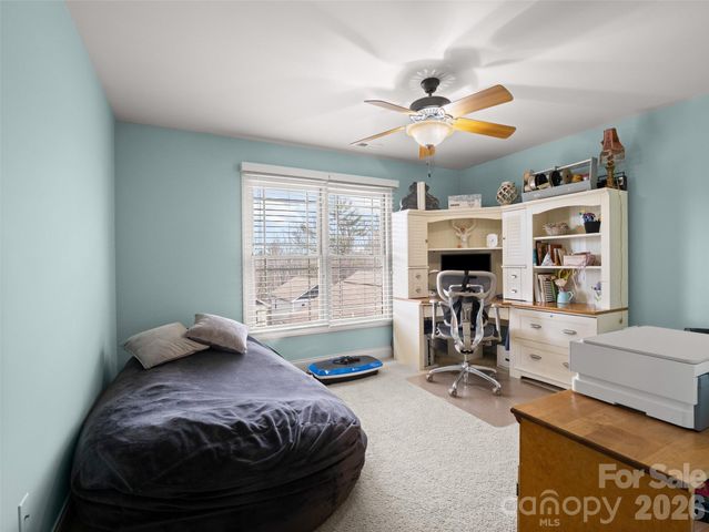 21 Jeff Drive, Asheville, NC 28806