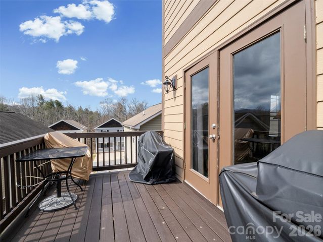 21 Jeff Drive, Asheville, NC 28806