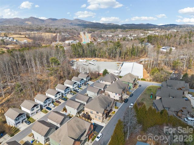 21 Jeff Drive, Asheville, NC 28806