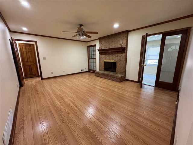 700 Ponderosa Court, Fayetteville, GA 30214