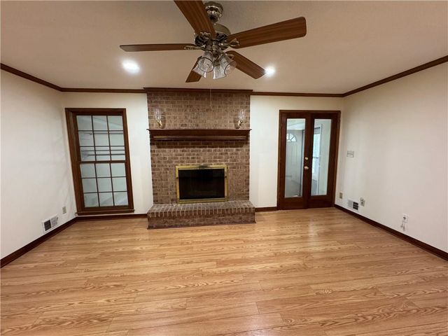 700 Ponderosa Court, Fayetteville, GA 30214
