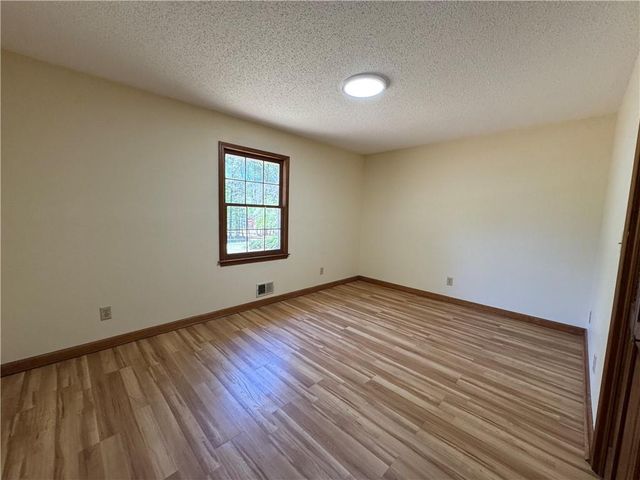 700 Ponderosa Court, Fayetteville, GA 30214
