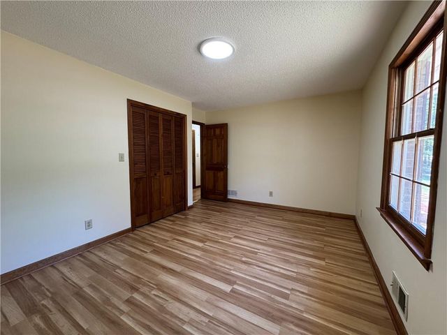 700 Ponderosa Court, Fayetteville, GA 30214