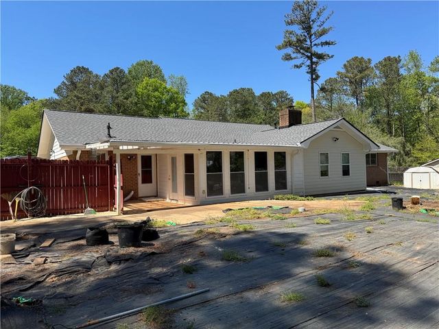 700 Ponderosa Court, Fayetteville, GA 30214