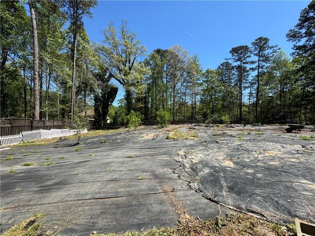 700 Ponderosa Court, Fayetteville, GA 30214
