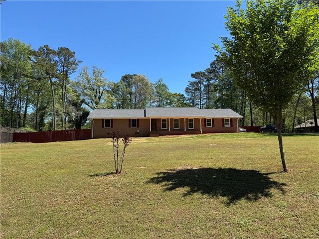 700 Ponderosa Court, Fayetteville, GA 30214