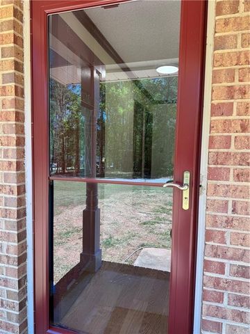700 Ponderosa Court, Fayetteville, GA 30214