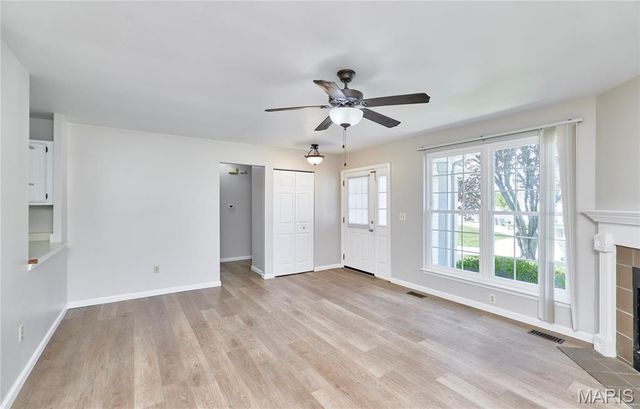 1824 Fairwood Forest Drive, St Peters, MO 63376
