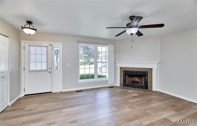 1824 Fairwood Forest Drive, St Peters, MO 63376