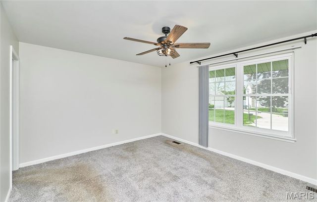 1824 Fairwood Forest Drive, St Peters, MO 63376