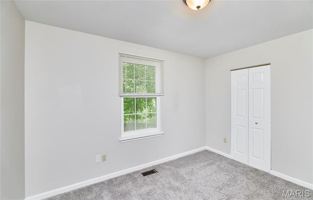 1824 Fairwood Forest Drive, St Peters, MO 63376