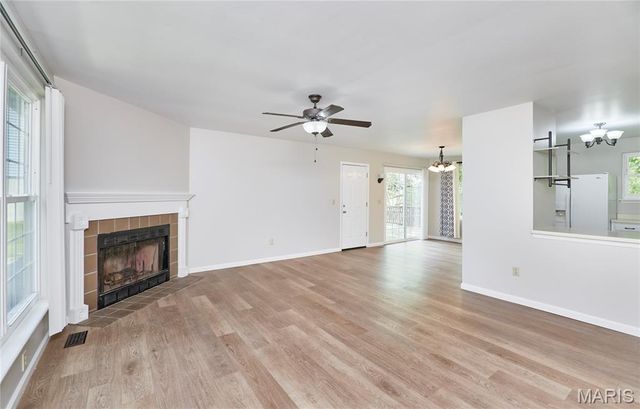 1824 Fairwood Forest Drive, St Peters, MO 63376