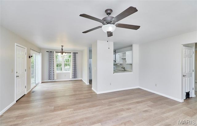 1824 Fairwood Forest Drive, St Peters, MO 63376