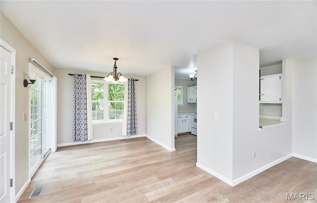 1824 Fairwood Forest Drive, St Peters, MO 63376