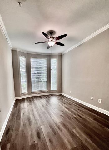 5353 Memorial Drive 2069, Houston, TX 77007