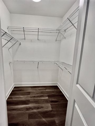 5353 Memorial Drive 2069, Houston, TX 77007