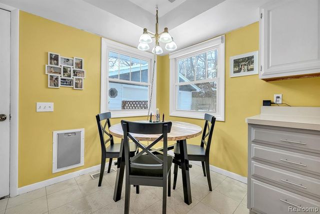 4990 Bolla Road, Ypsilanti, MI 48197