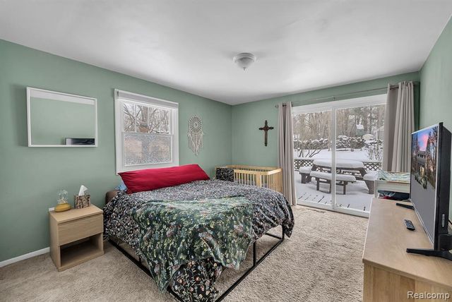 4990 Bolla Road, Ypsilanti, MI 48197