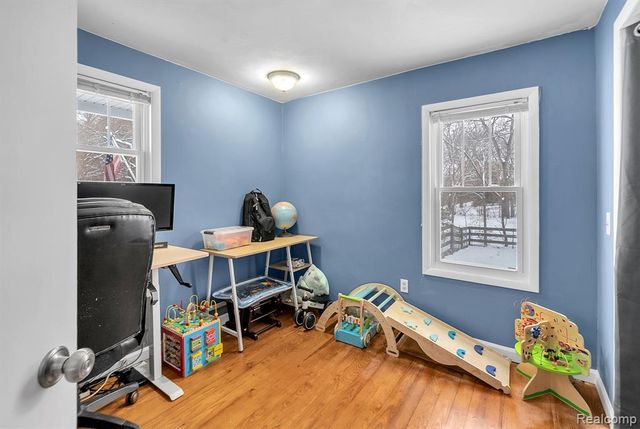 4990 Bolla Road, Ypsilanti, MI 48197