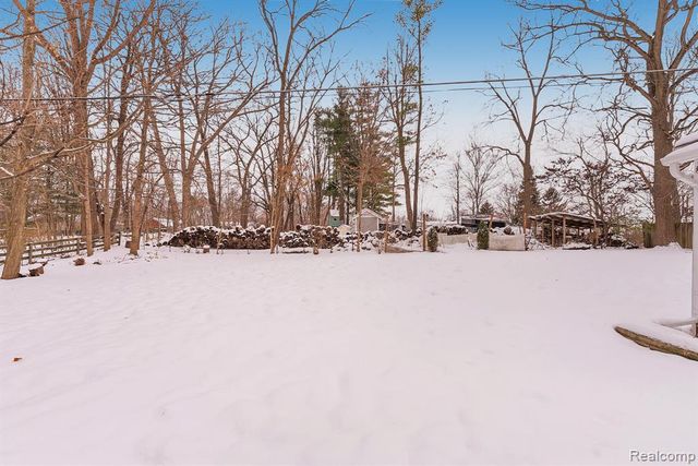 4990 Bolla Road, Ypsilanti, MI 48197