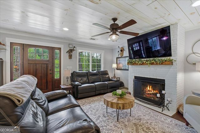 121 Willow Creek Lane, Ellijay, GA 30536