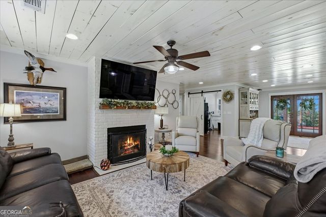 121 Willow Creek Lane, Ellijay, GA 30536