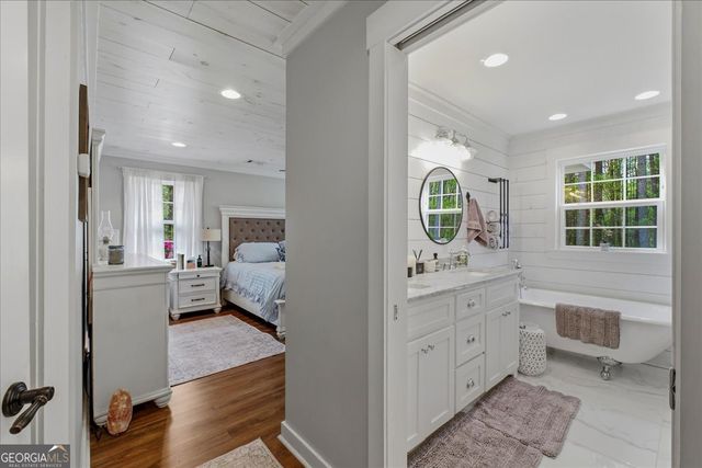 121 Willow Creek Lane, Ellijay, GA 30536
