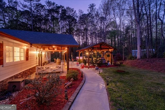 121 Willow Creek Lane, Ellijay, GA 30536