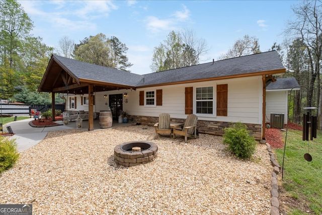 121 Willow Creek Lane, Ellijay, GA 30536