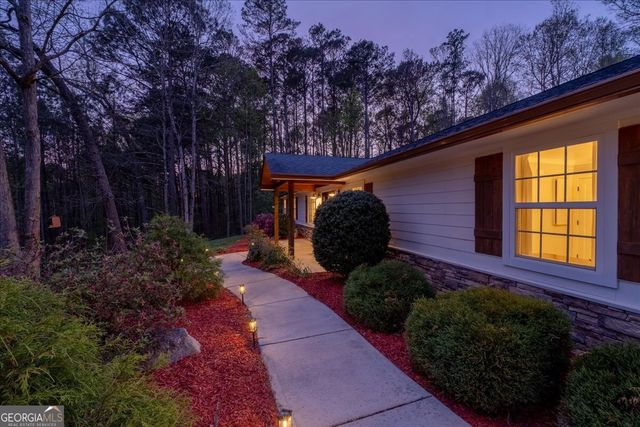 121 Willow Creek Lane, Ellijay, GA 30536