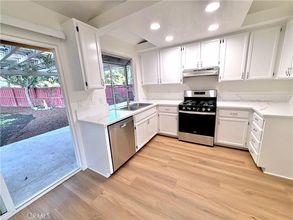30500 Shenandoah Court, Temecula, CA 92591 — photo 5