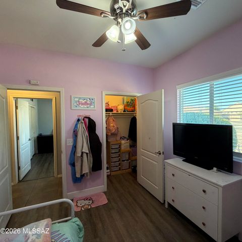 726 S Harry P Stagg Drive, Vail, AZ 85641