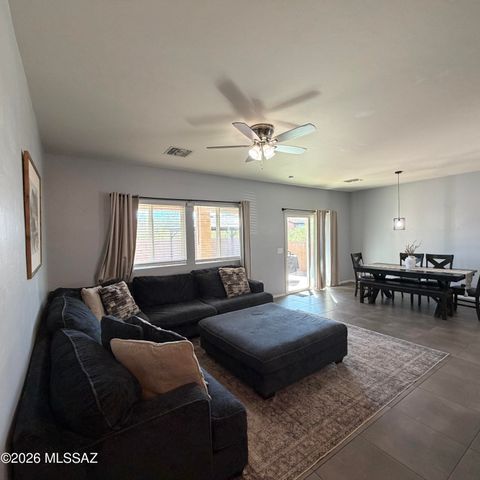 726 S Harry P Stagg Drive, Vail, AZ 85641