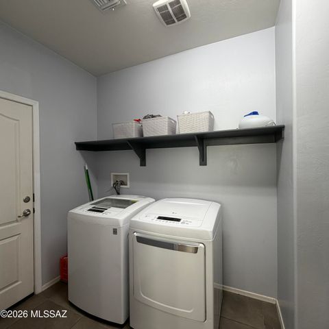 726 S Harry P Stagg Drive, Vail, AZ 85641