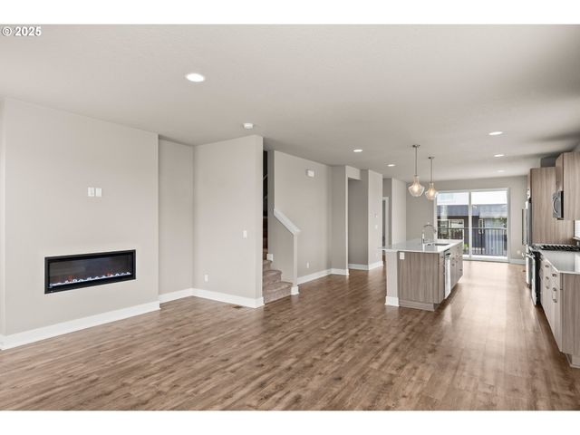 17332 Sw KITE Ln, Beaverton, OR 97007
