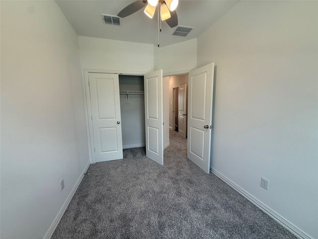 412 E 7th Street 2, Bonham, TX 75418