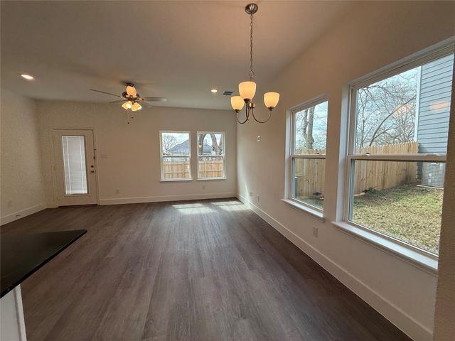 412 E 7th Street 2, Bonham, TX 75418