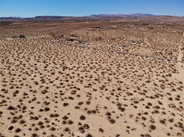 1155 Belfield Boulevard, Landers, CA 92285