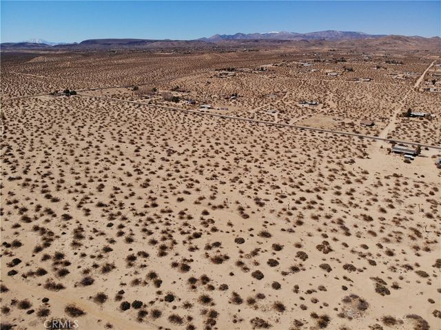 1155 Belfield Boulevard, Landers, CA 92285