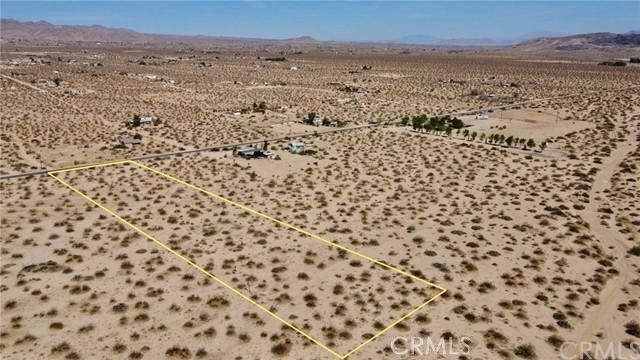 1155 Belfield Boulevard, Landers, CA 92285