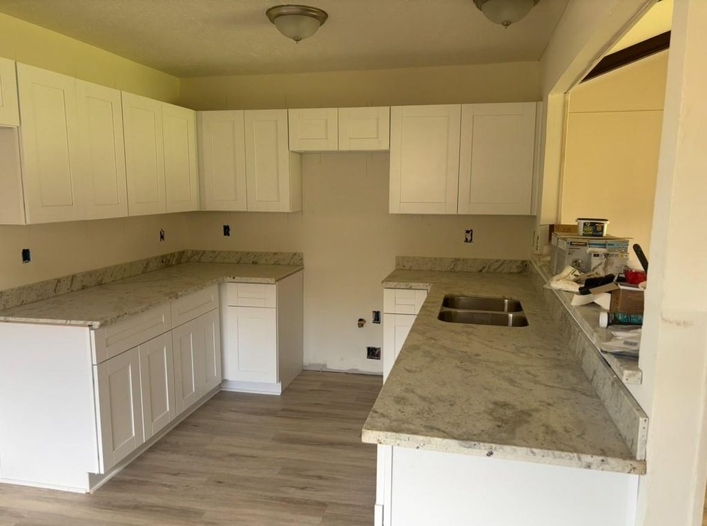 1306 Apache Trail, Baytown, TX 77521