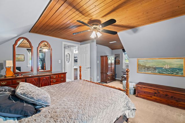 101 Pool Road, North Haven, CT 06473