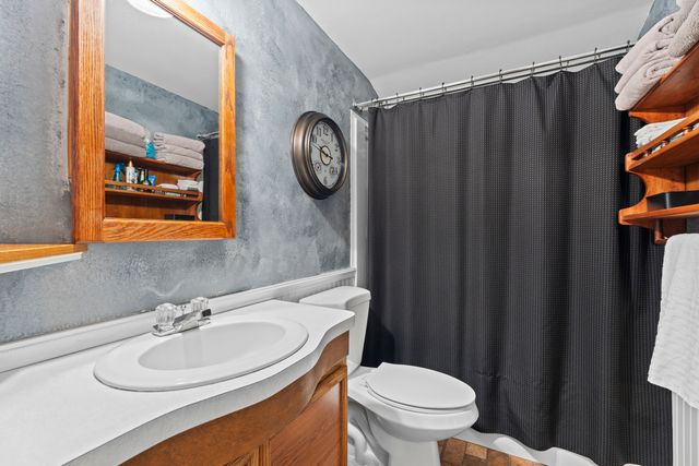 101 Pool Road, North Haven, CT 06473