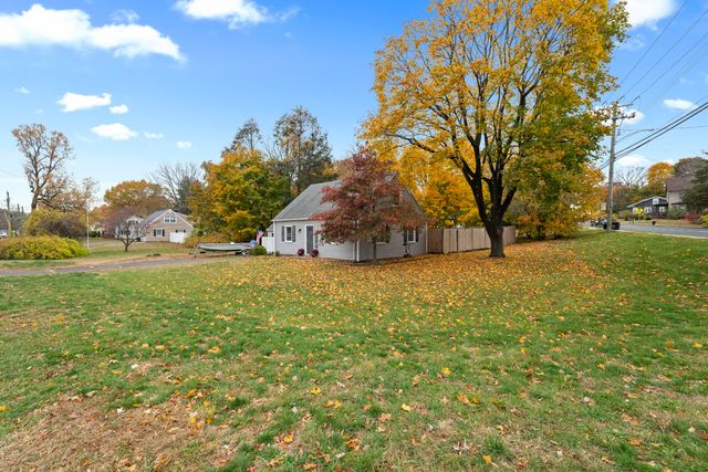 101 Pool Road, North Haven, CT 06473