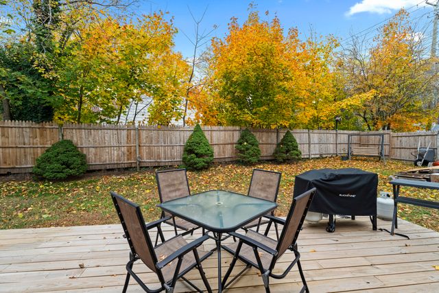 101 Pool Road, North Haven, CT 06473